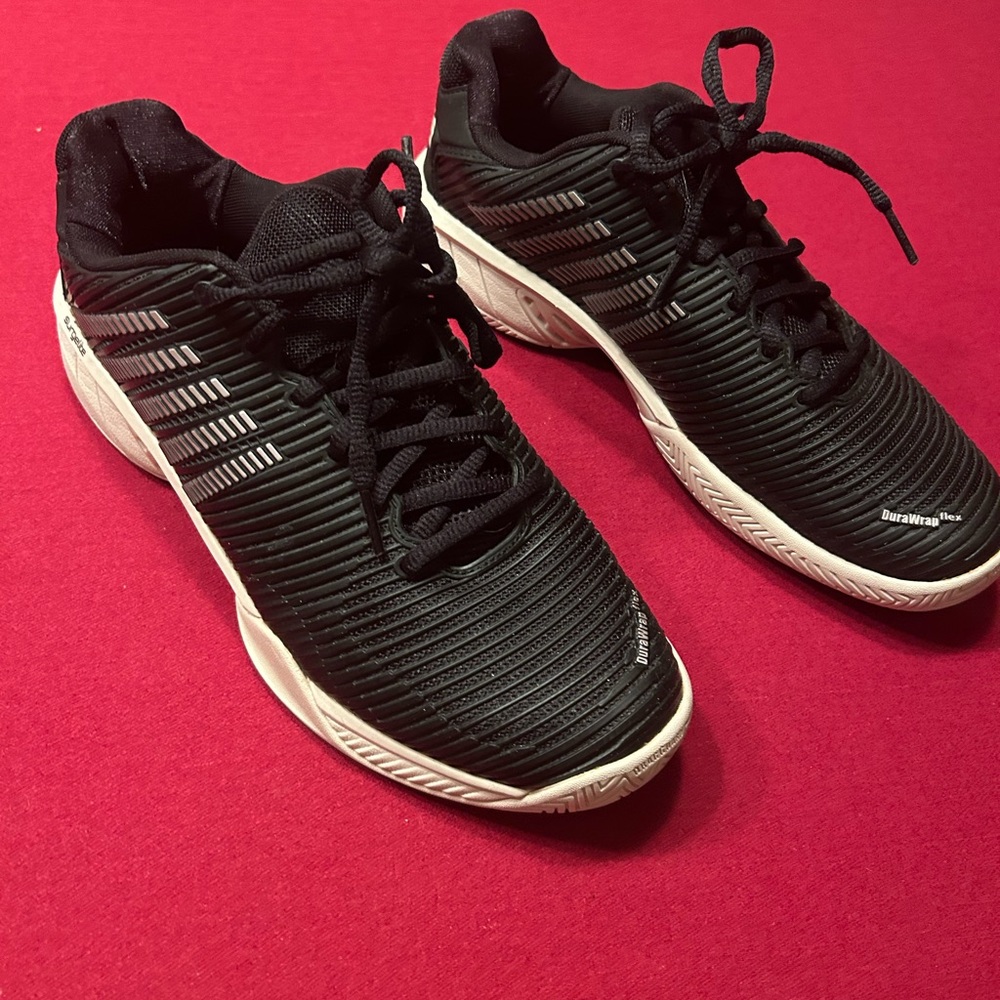K-Swiss Black TENNIS Shoes